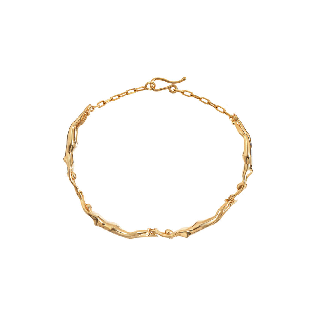 Paola Vilas bracelet in sterling silver with 18k gold plating featuring female bodies in a chain