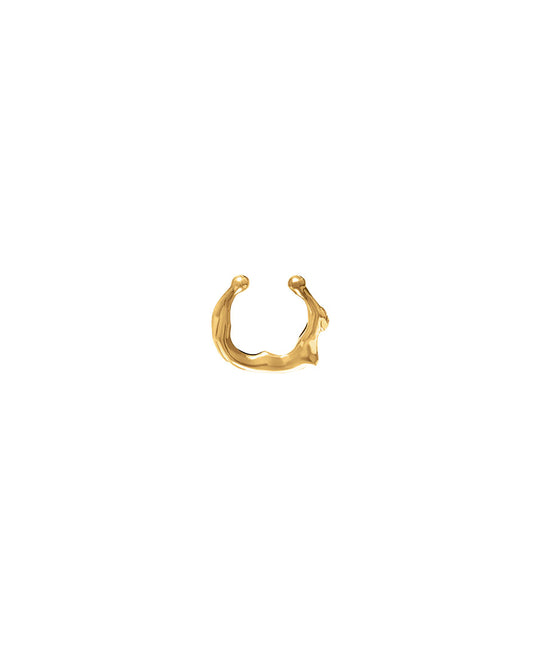 Paola Vilas clip-on piercing in sterling silver with 18k gold plating and a female body